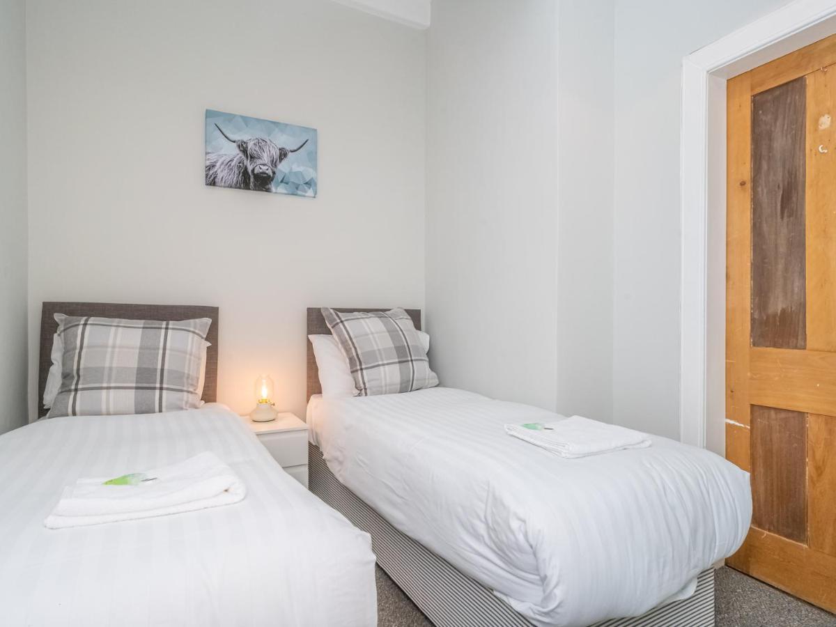 Newly Decorated Spacious 2bed Flat In Chic Area Édimbourg